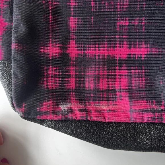 Hot Tuna pink black crossbody satchel bag - Picture 12 of 13